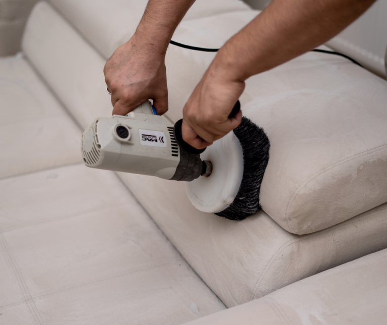 شركة تنظيف كنب في ام القيوين 0551544776 خدمة 24 ساعة